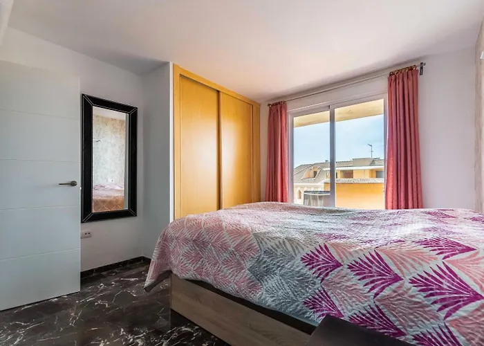 Spacious 3-bedroom - Casa Annelise Apartment Fuengirola